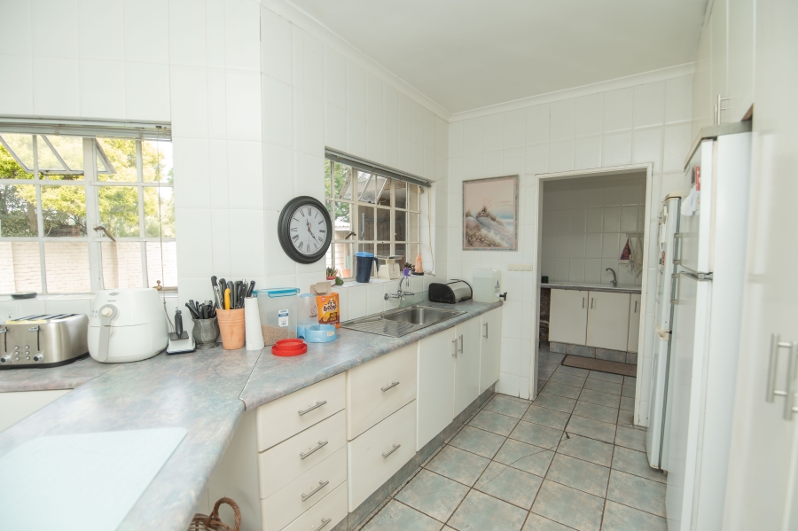 4 Bedroom Property for Sale in Bluewater Bay Eastern Cape